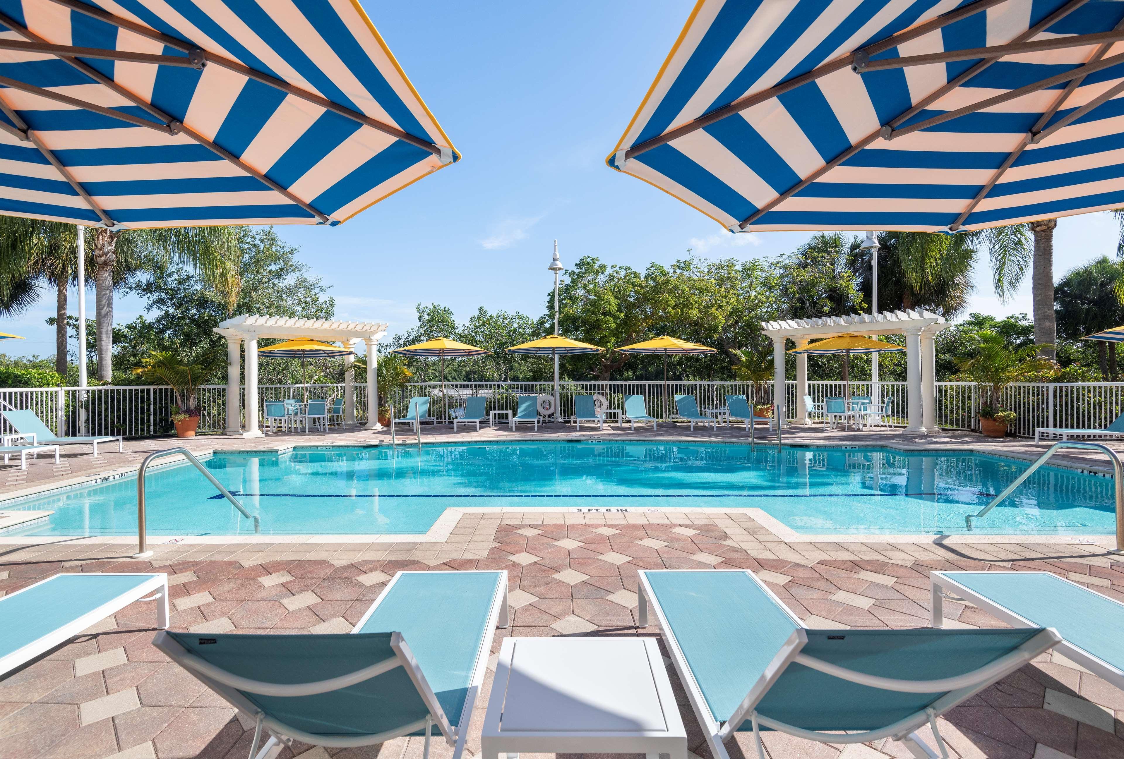 Doubletree Suites By Hilton Naples Naples Park Luaran gambar